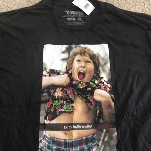 Black Mens XL NWT The Goonies T-Shirt / “Truffle Shuffle” w/Chunk!